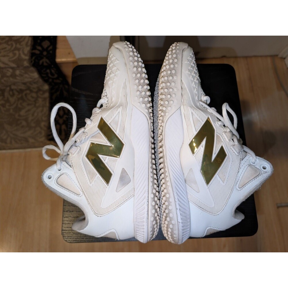 New Balance Ohtani 1 TF Size 8 White Metallic Gold Turf Shoes Baseball